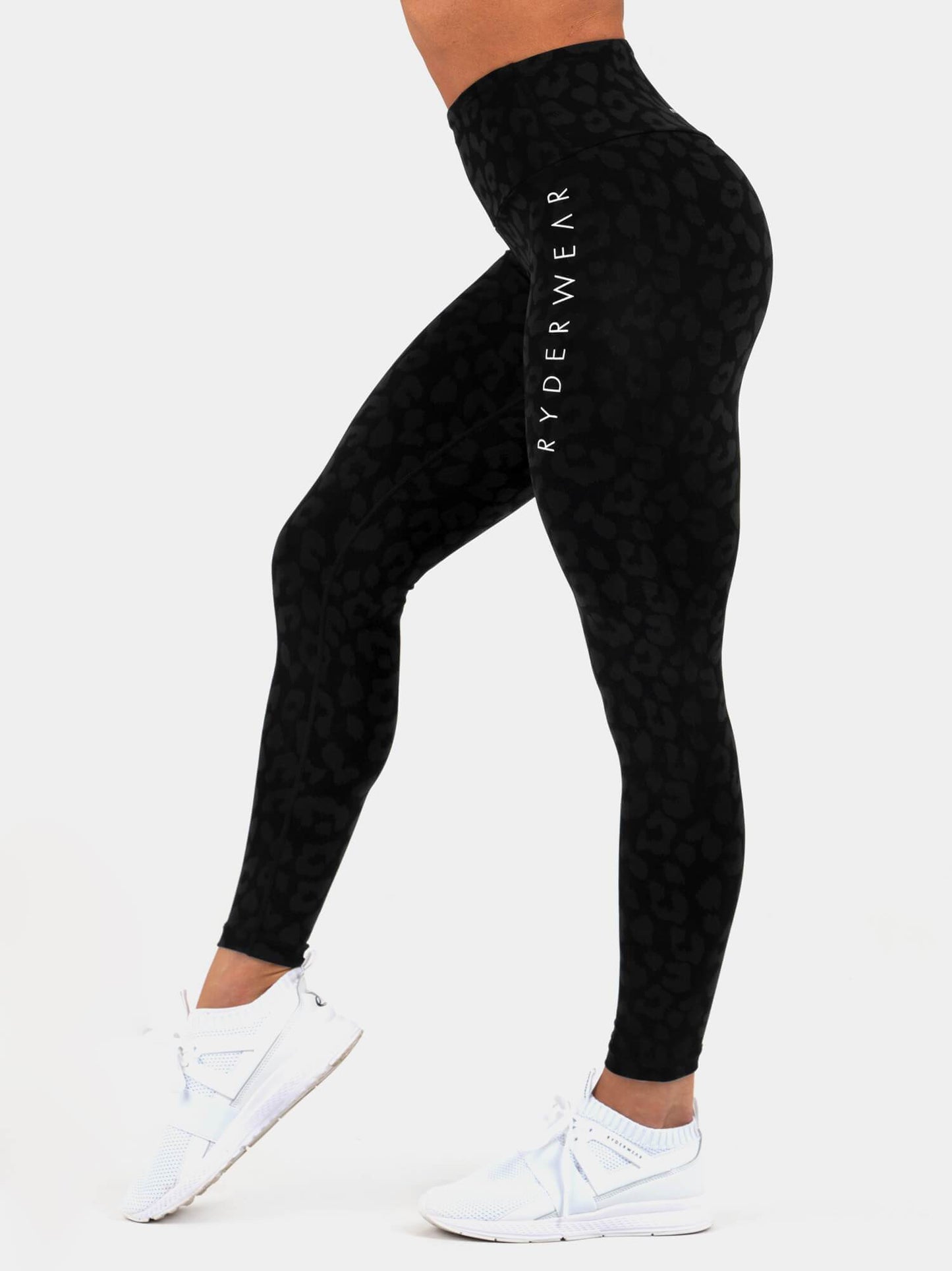 INSTINCT SCRUNCH BUM LEGGINGS LEOPARD BLACK