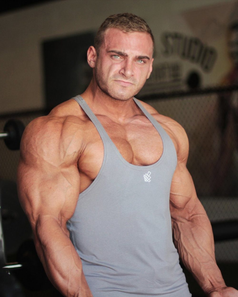 CLASSIC STRINGER - GRAY