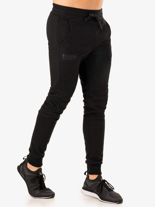 LIMITLESS TRACK PANT BLACK